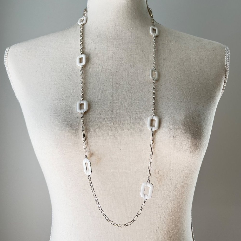 */$25 Silver Tone Double Sided White Enamel Link Station Necklace 36"